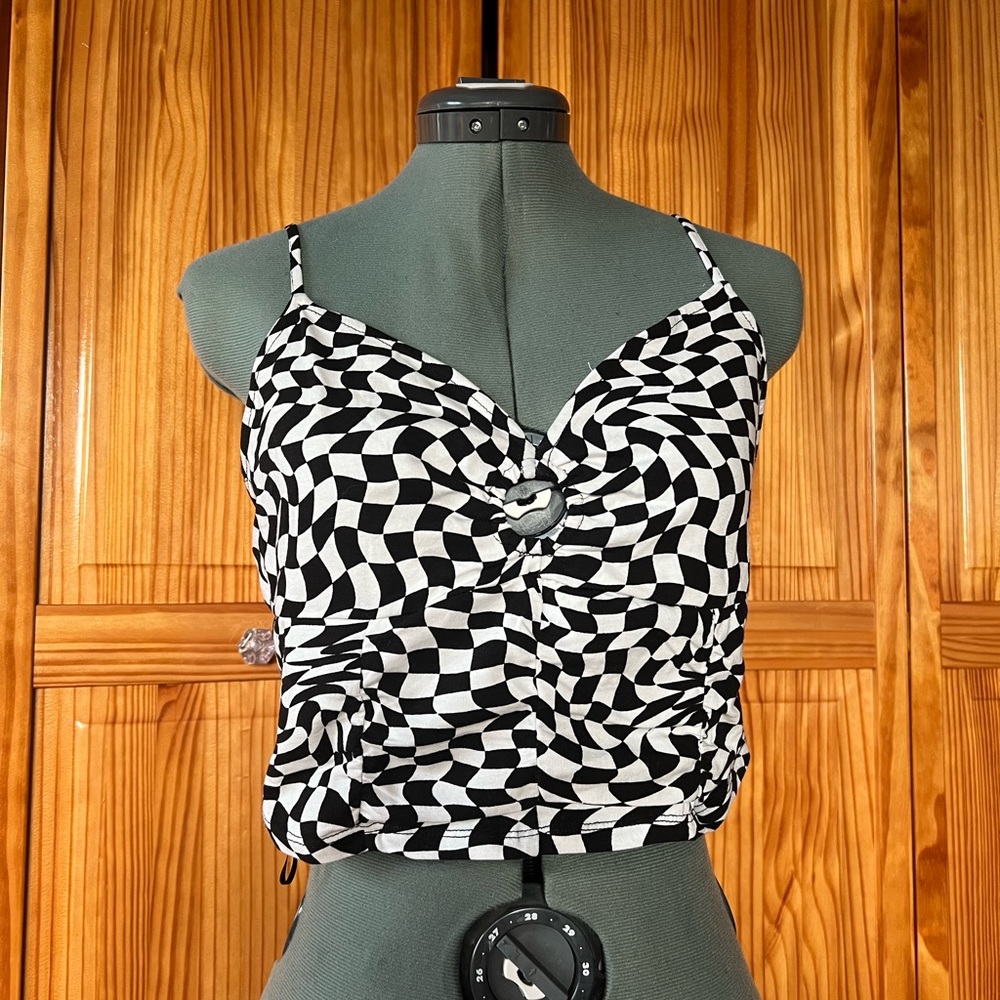 SO Y2K Black & White Checkered Geometric Cut Out Tank Top Size Large BNWT